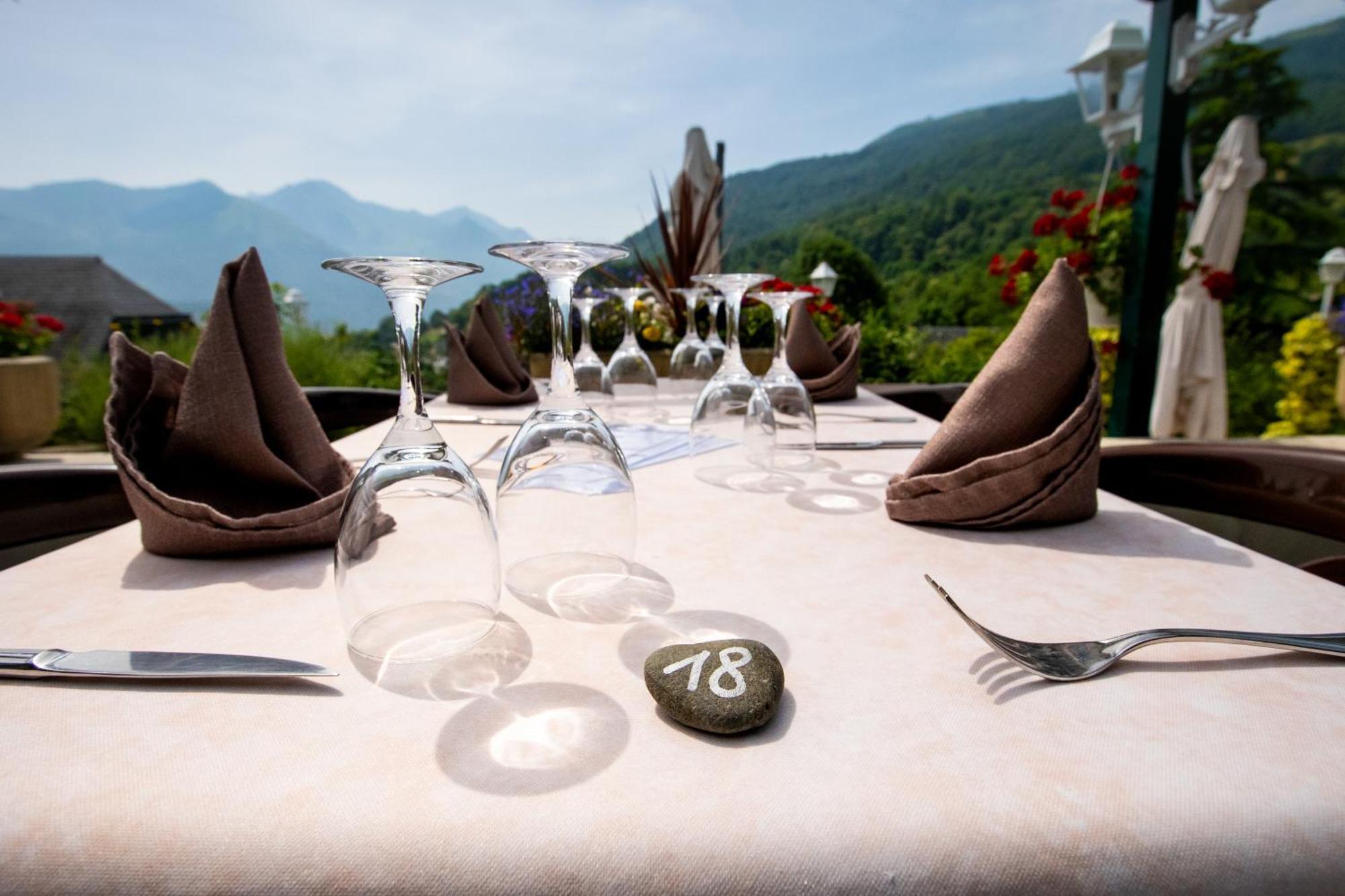 Auberge Le Cabaliros Arcizans-Avant Exteriör bild